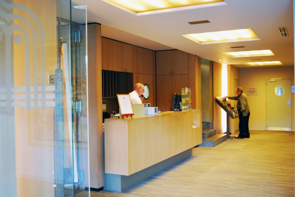 Hotel Melinda Oostende Bagian luar foto