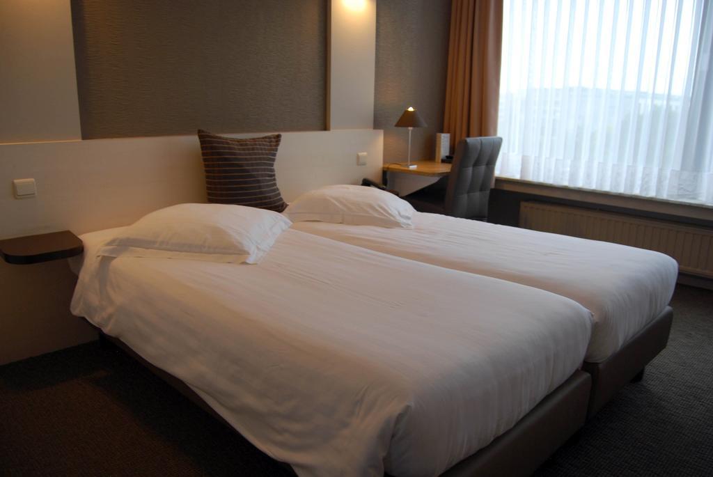 Hotel Melinda Oostende Bagian luar foto