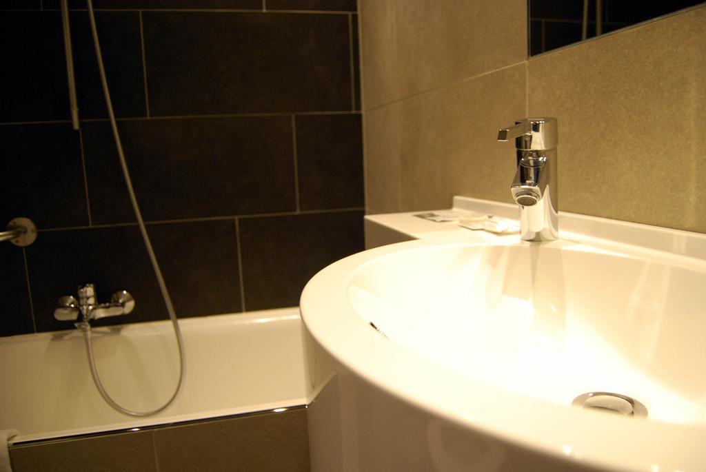 Hotel Melinda Oostende Bagian luar foto