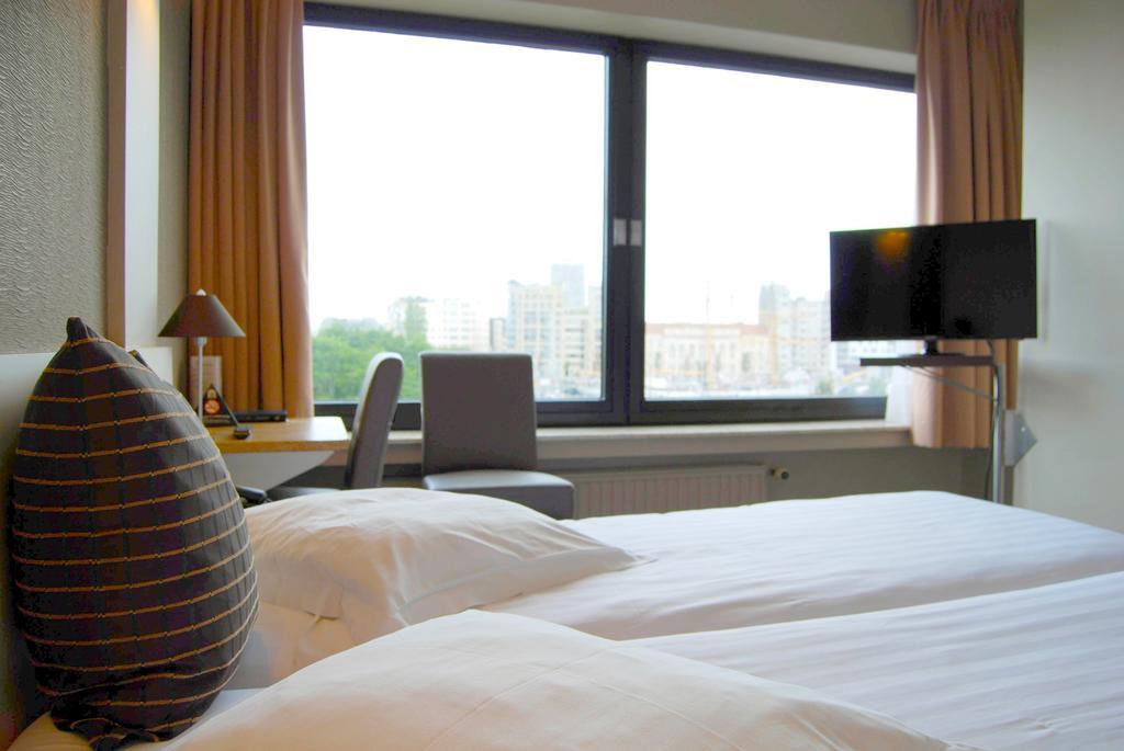 Hotel Melinda Oostende Bagian luar foto