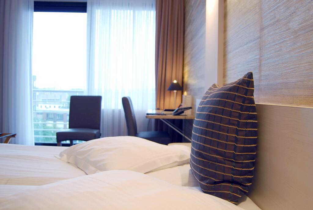 Hotel Melinda Oostende Bagian luar foto