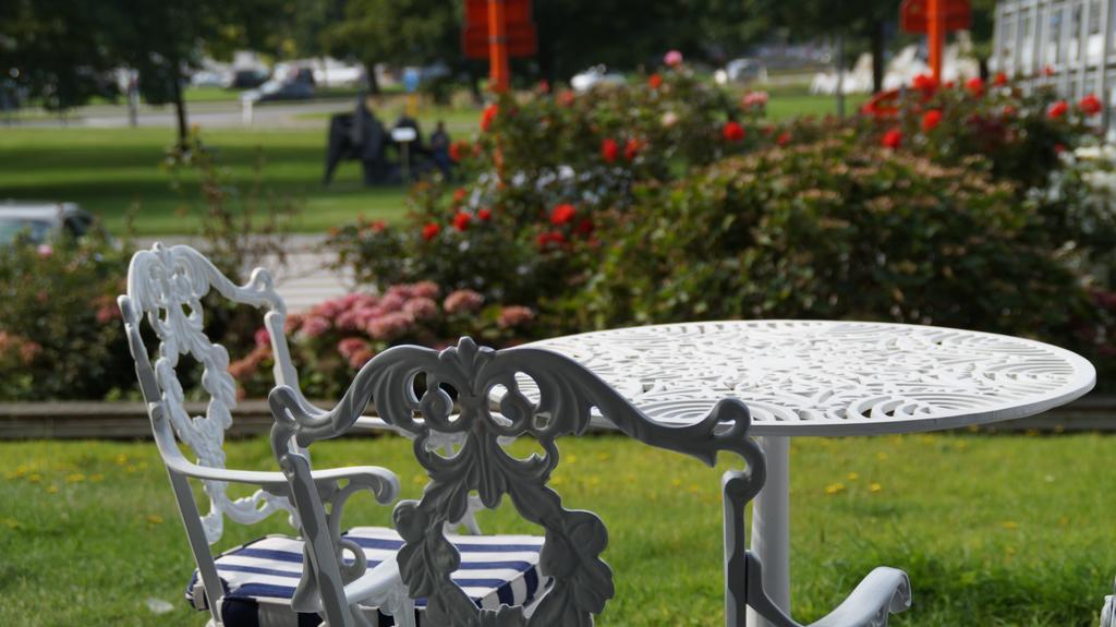 Hotel Melinda Oostende Bagian luar foto