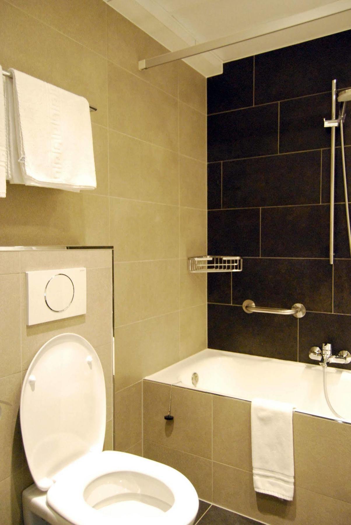 Hotel Melinda Oostende Bagian luar foto