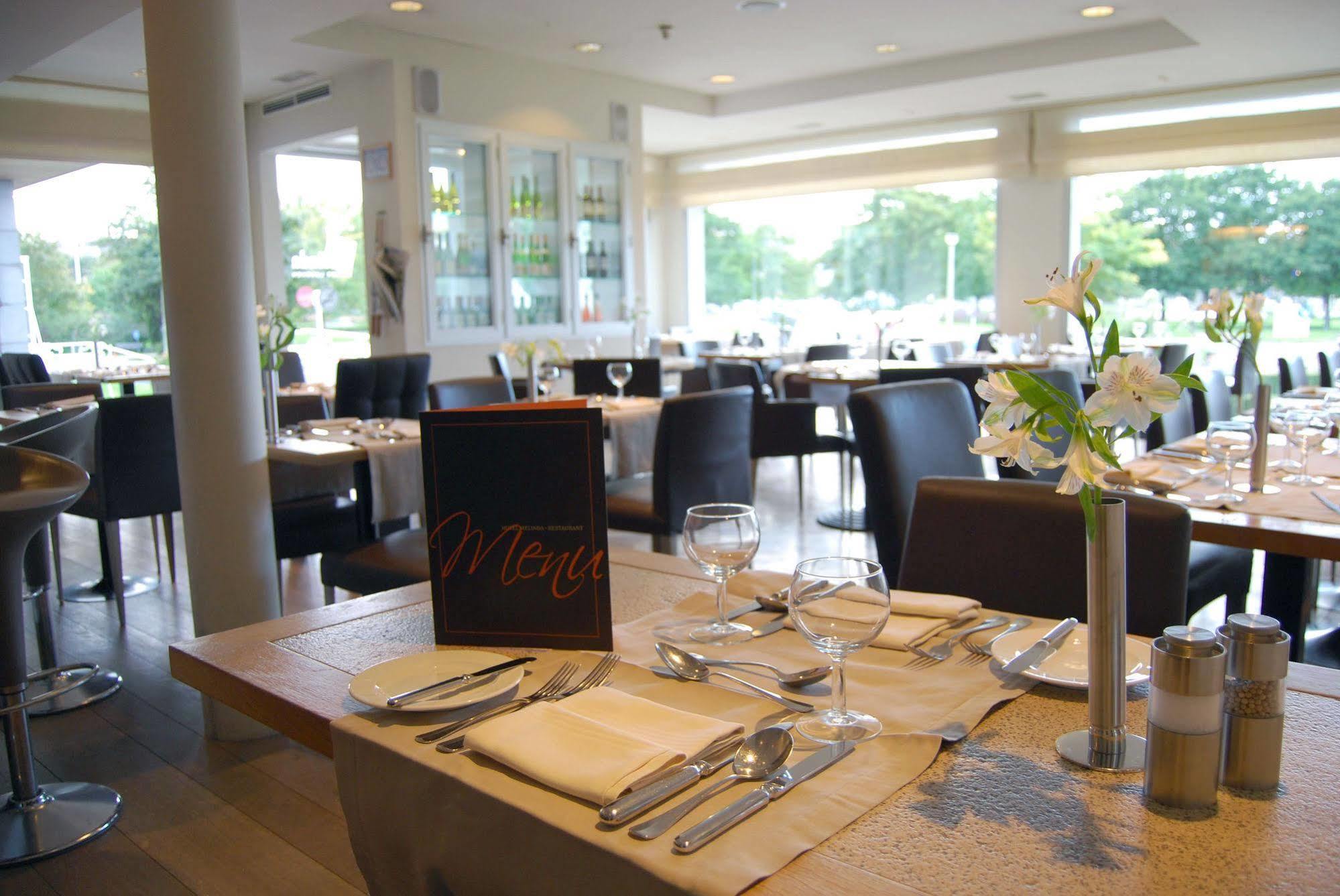 Hotel Melinda Oostende Bagian luar foto